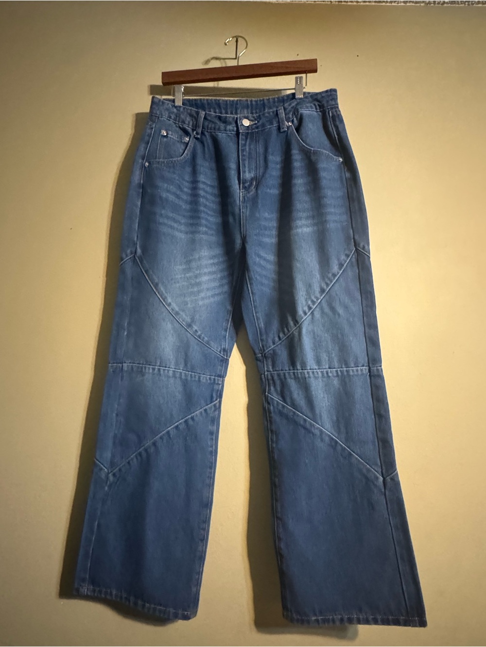 New Collection, Women’s L, Blue denim jeans with Spider-like Line Designs. New.